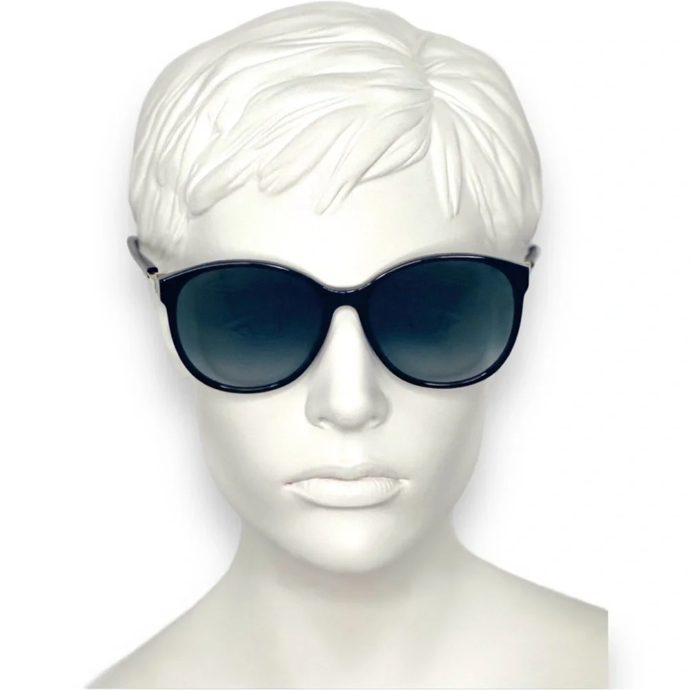 FENDI Sunglasses FF 0412/S 0807 90 Black Frame Grey Shaded Lenses 58mm BNWT